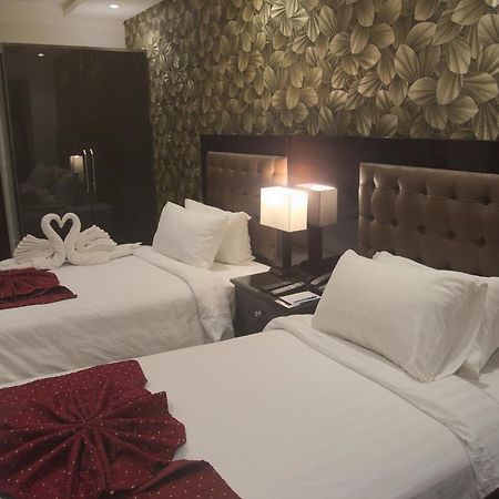 Savoey Hotel Лахор Экстерьер фото