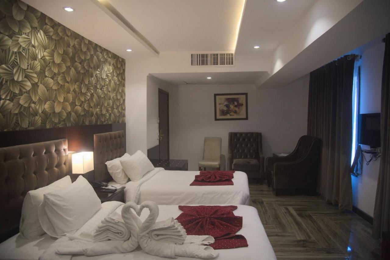 Savoey Hotel Лахор Экстерьер фото